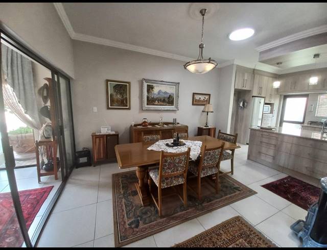 2 BEDROOM RETIREMENT UNIT FOR SALE IN JORDAAN PARK